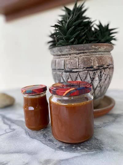 Image représentant des pots de caramel beurre salé réalisés par Le Fouet Enchanté.